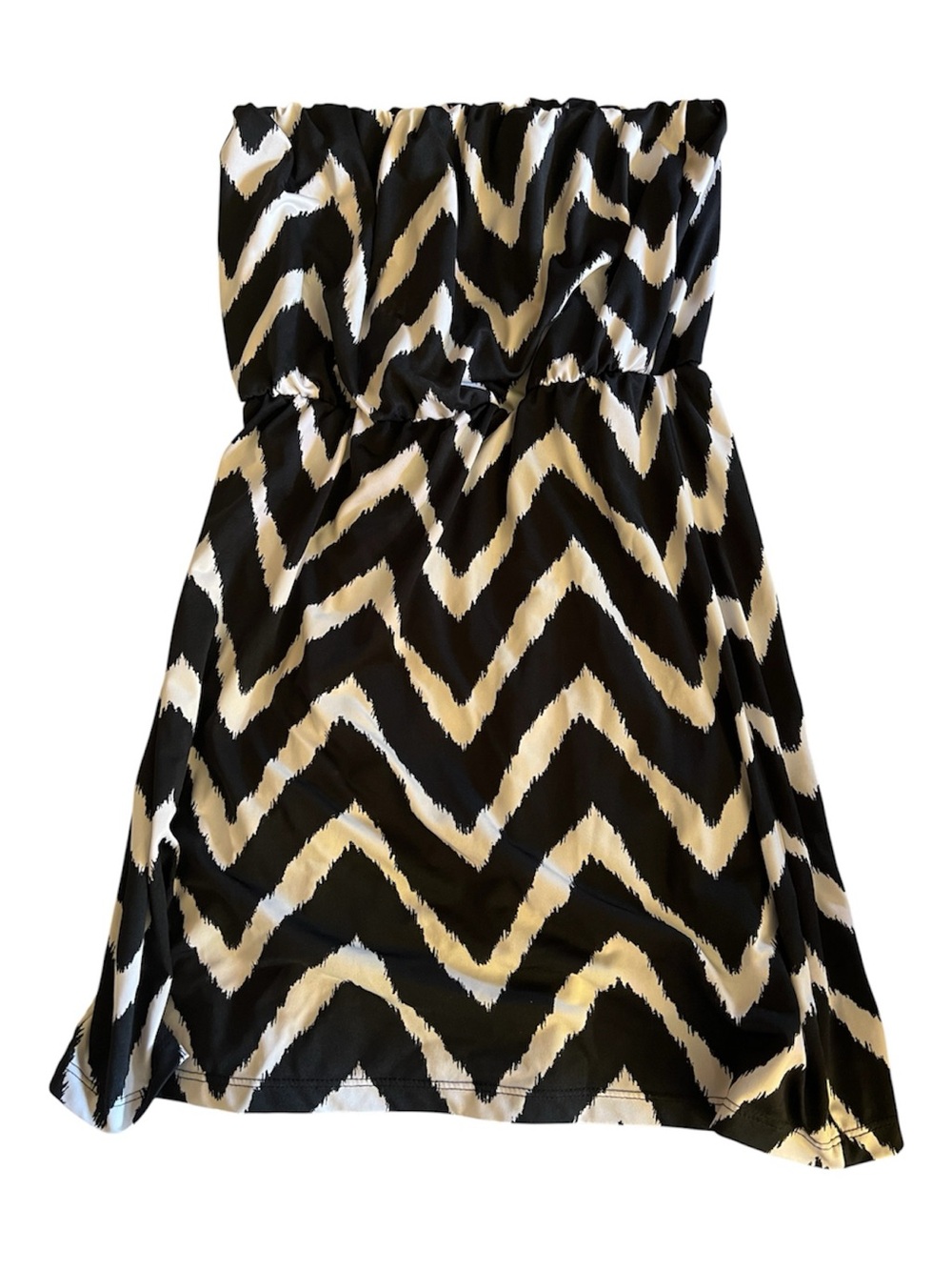 Lipstick Strapless Chevron Tube Dress Swim Coverup Black White - One Size